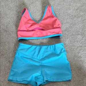 Girls Dance Wear
Ohh La La brand
Matching sports bra and dance shorts